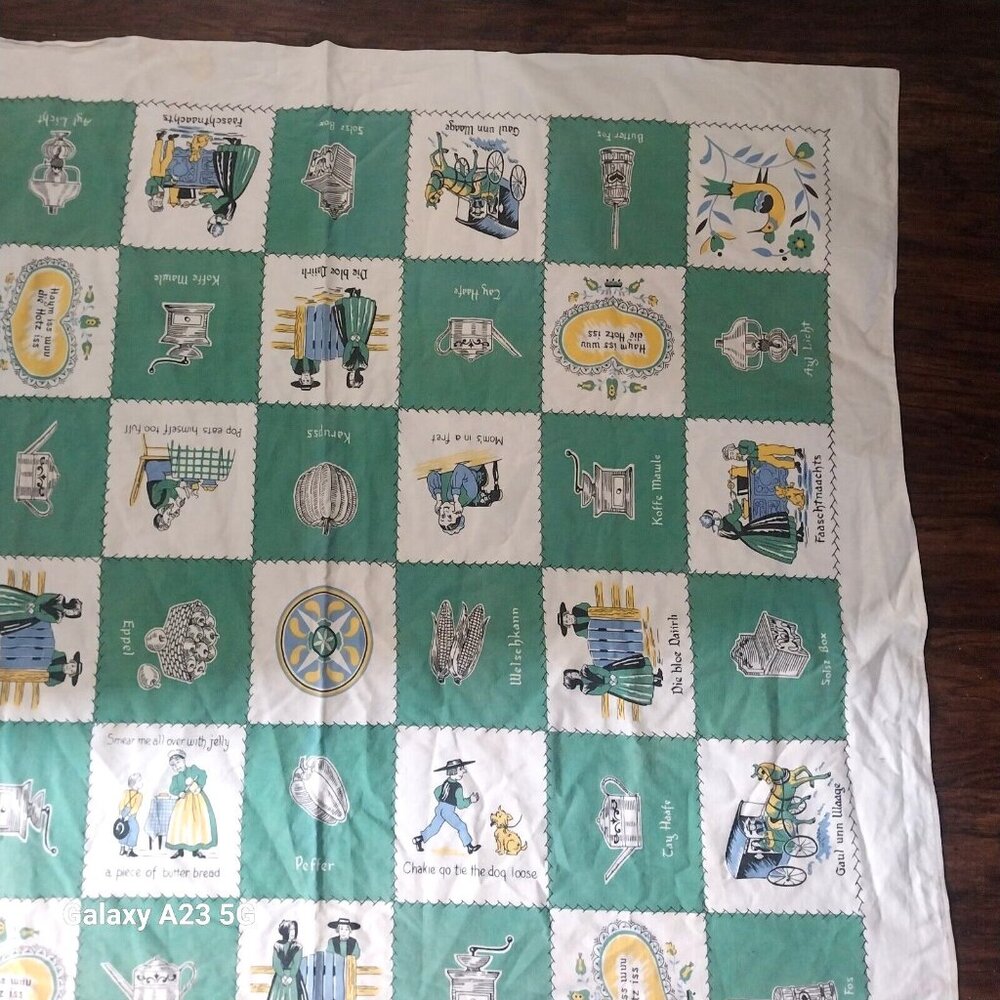Vintage 1920s Amish Plaid Theme Cotton Cardboard Tablecloth Very Good Condition - Picture 5 of 6